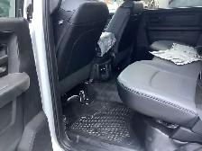 2025 Ram 3500 TRADESMAN 8 FOOT BOX CREW 4X4|6.7L CUMMINS DIESEL - Photo 6