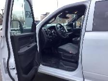 2025 Ram 3500 TRADESMAN 8 FOOT BOX CREW 4X4|6.7L CUMMINS DIESEL - Photo 12