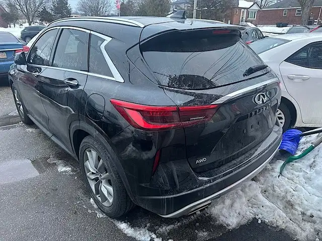2019 Infiniti QX50 LUXE AWD - Photo 4