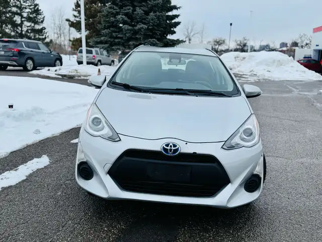 2017 Toyota Prius C 5dr HB