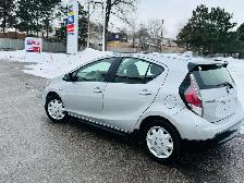 2017 Toyota Prius C 5dr HB - Photo 5