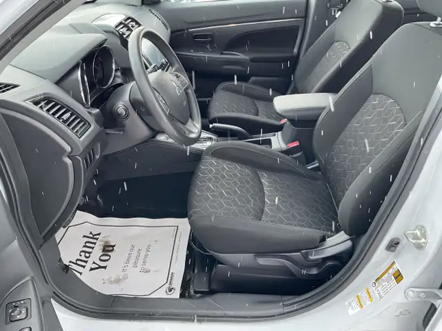 2024 Mitsubishi RVR ES - Photo 8