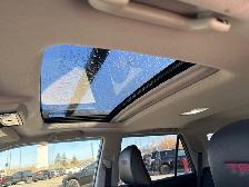 2022 Toyota 4Runner 4DR 4WD SUNROOF / RUNNING BOARDS / APPLE AND - Photo 17