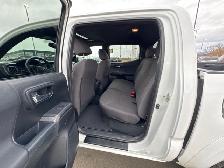 2017 Toyota Tacoma TRD Sport SUNROOF / HEATED SEATS / REAR CAMER - Photo 12