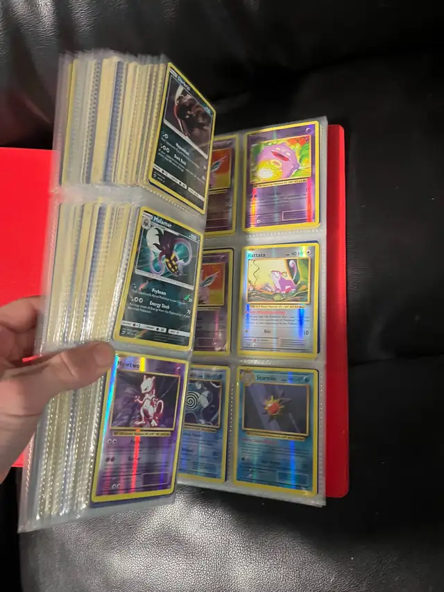 Pokemon Binder - Photo 2