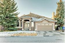 UTILITIES INCLUDED! ON THE GOLF COURSE!