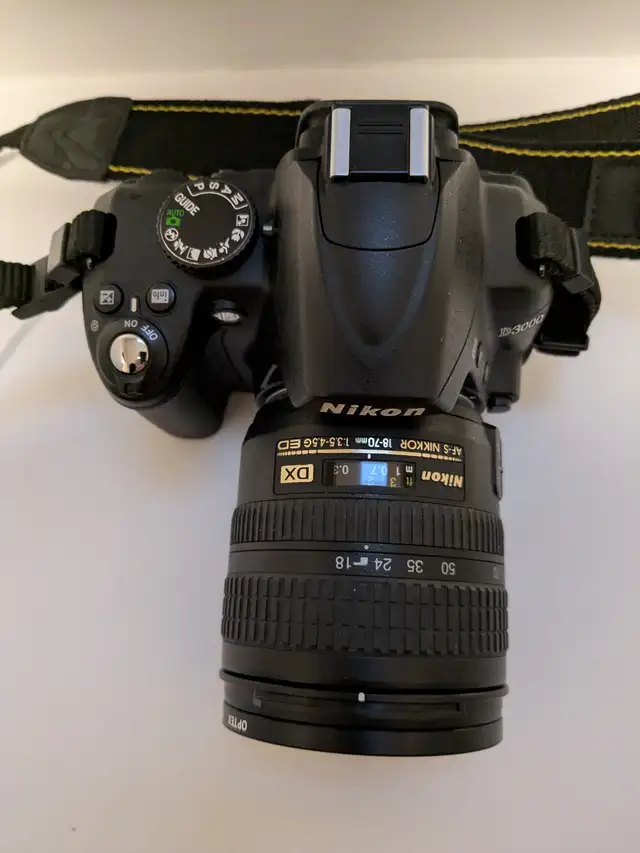 NIKON D5200 24.2MP DSLR CAMERA, 18-70 LENS, 64GB, BAG - Photo 2