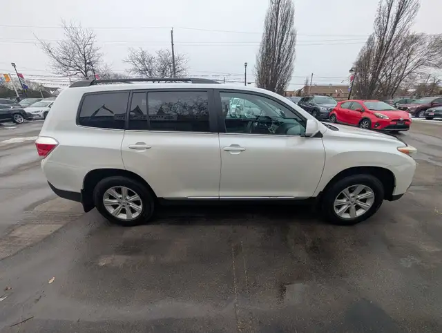 2012 Toyota Highlander - Photo 7