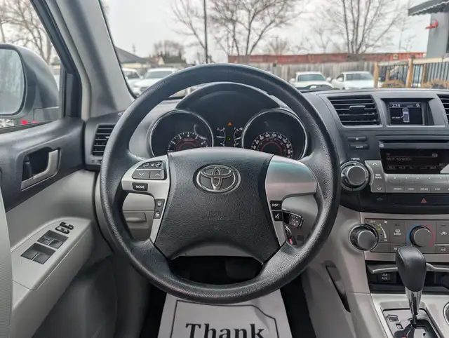 2012 Toyota Highlander - Photo 14