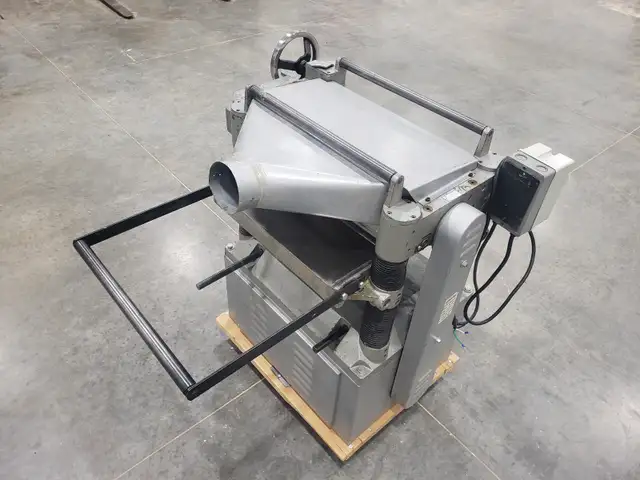 20' Thickness Planer - Photo 3