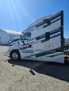 2017 Freightliner Cascadia - Photo 5