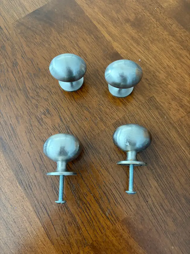 Kitchen door handles