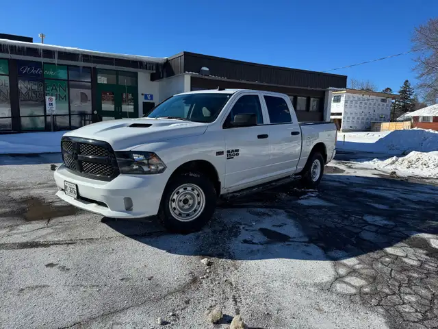 Private Sale By Original Owner. Low kms. Accident Free.