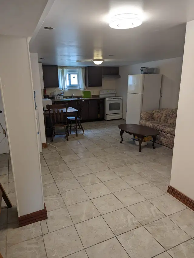 4 Bedroom Basement for Rent Near McMaster - Photo 4