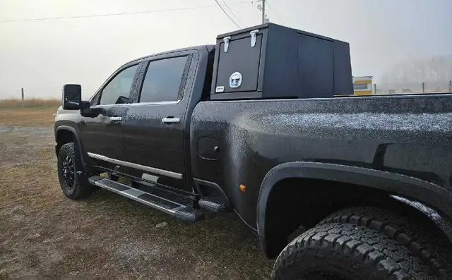 Custom Aluminum Cabinets - Photo 3