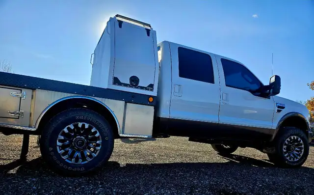 Custom Aluminum Cabinets - Photo 5