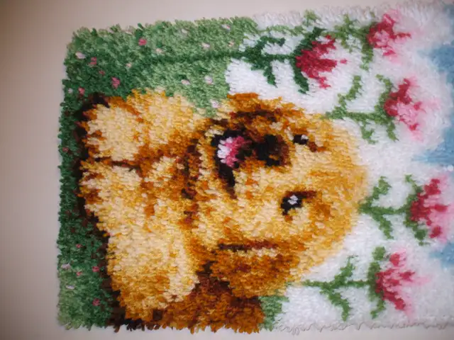 Latch Hooked  ready to be pinned to your wall or what ever - Photo 2