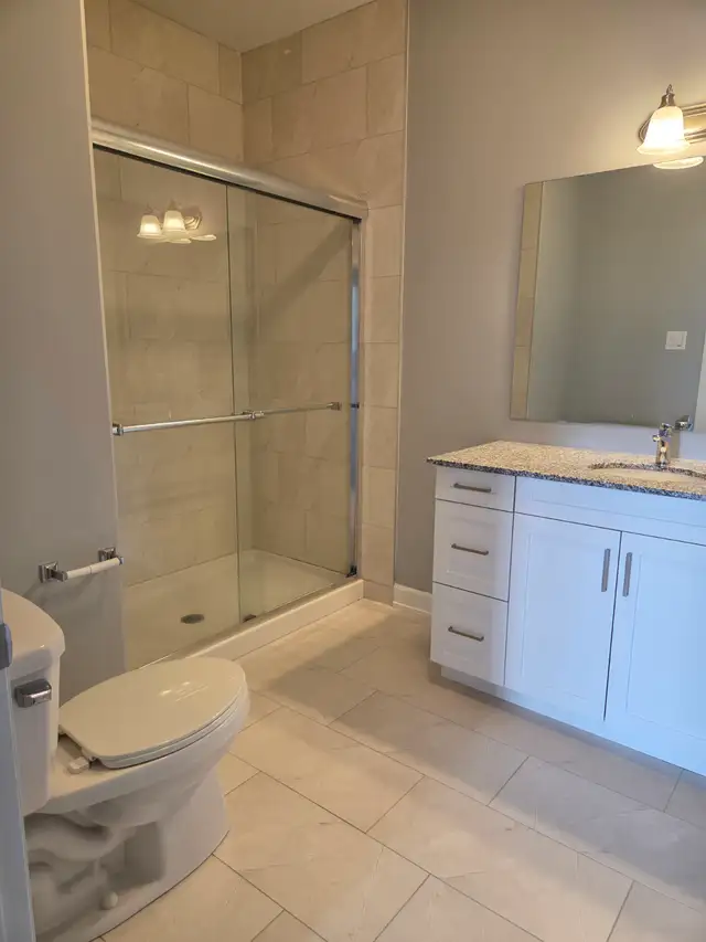 RUSSELL APT FOR RENT - Photo 2