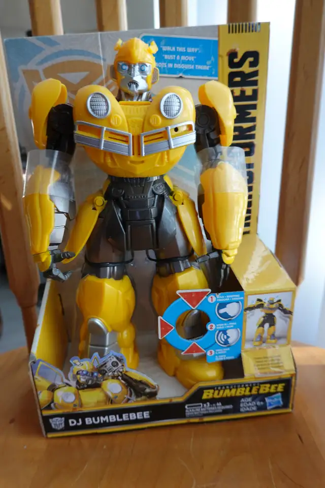 3 Transformers: DJ Bumblebee Singing & Dancing, Autobot Hot Rod - Photo 2