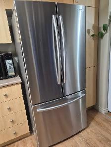 Samsung refregirator 33 inch.