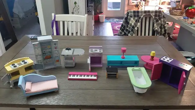 1/6 SCALE WOODEN DOLL FURNITURE! UNIQUE DEAL!