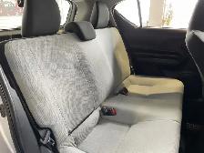 2015 Toyota Prius c - Photo 21