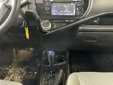 2015 Toyota Prius c - Photo 23