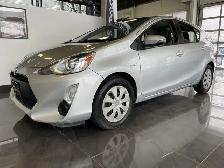 2015 Toyota Prius c - Photo 24