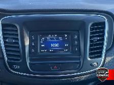 2016 Chrysler 200 LX - Photo 13