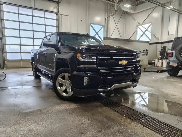 2018 Chevrolet Silverado 1500 LTZ Plus 5.3L Z71 - Photo 2