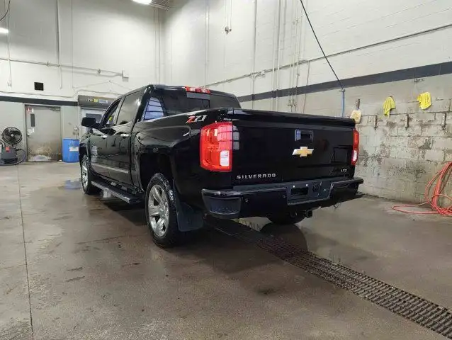 2018 Chevrolet Silverado 1500 LTZ Plus 5.3L Z71 - Photo 5