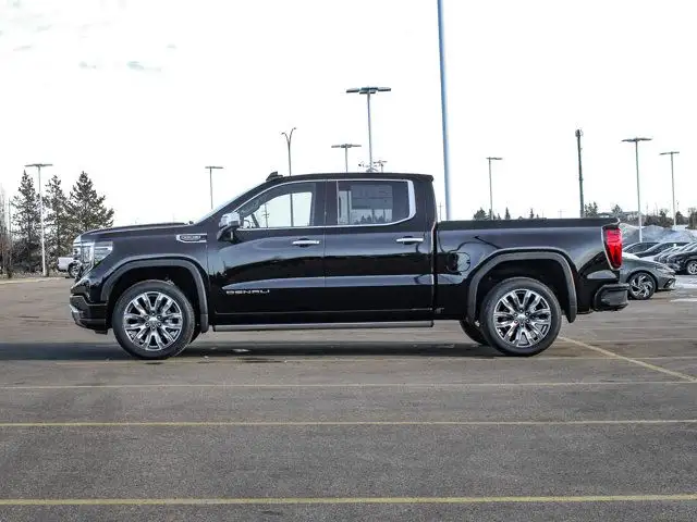 2026 GMC Sierra 1500 Denali - Photo 5