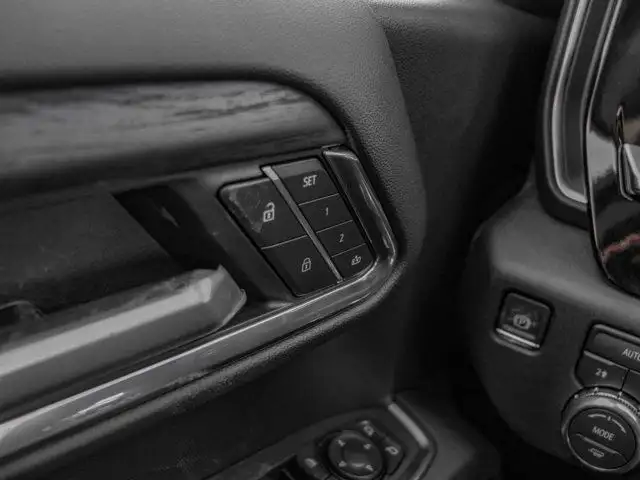 2026 GMC Sierra 1500 SLT - Photo 18