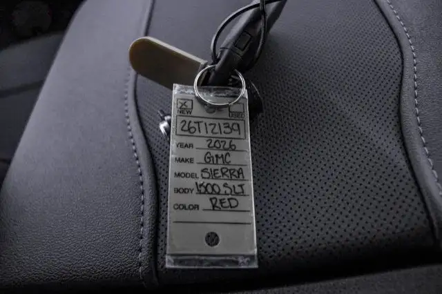 2026 GMC Sierra 1500 SLT - Photo 35