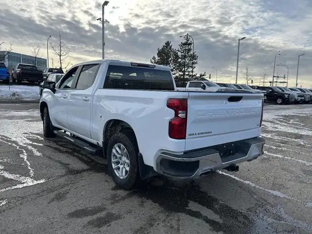 2024 Chevrolet Silverado 1500 LT 5.3L - Photo 4