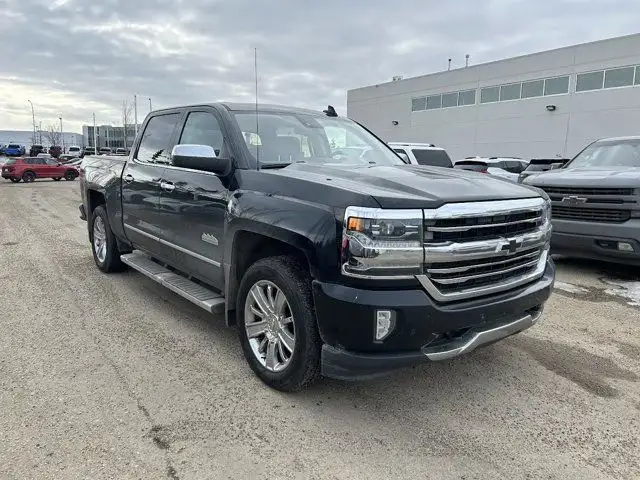 2017 Chevrolet Silverado 1500 High Country 6.2L - Photo 2