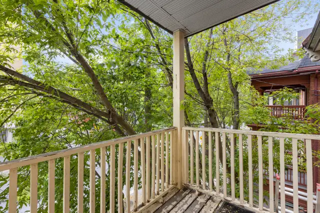 uOttawa Cozy LARGE studio, 5 min to Campus, FREE Internet, Avail - Photo 11