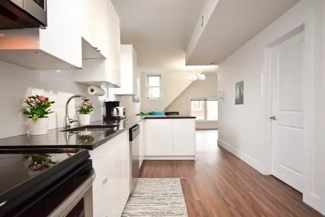 uOTTAWA 3min walk, Student, FAST Internet, Laundry,Available NOW - Photo 3