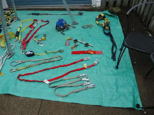 Safety rescue tripod - Photo 2