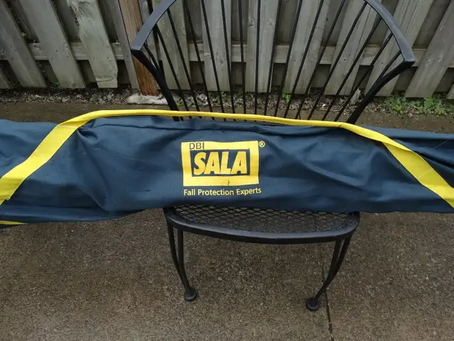 Safety rescue tripod - Photo 3