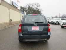 2011 Kia Rondo EX - Photo 7