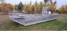 Barge en aluminium construction 2007 10'24'