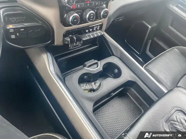 2021 Ram 3500Laramie 4x4. 51855kms - Photo 4