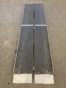EZ Access 10ft trifold wheelchair ramp - Photo 3