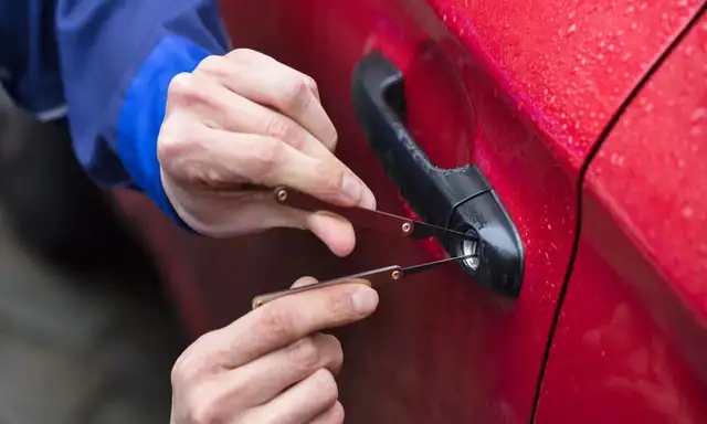 Damage-Free Car Unlocking