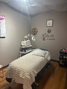 Room for rent in Orléans Ottawa for business