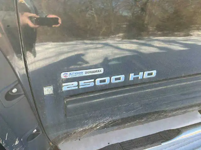 2008 GMC Sierra 2500HD Duramax 4x4 - Photo 4