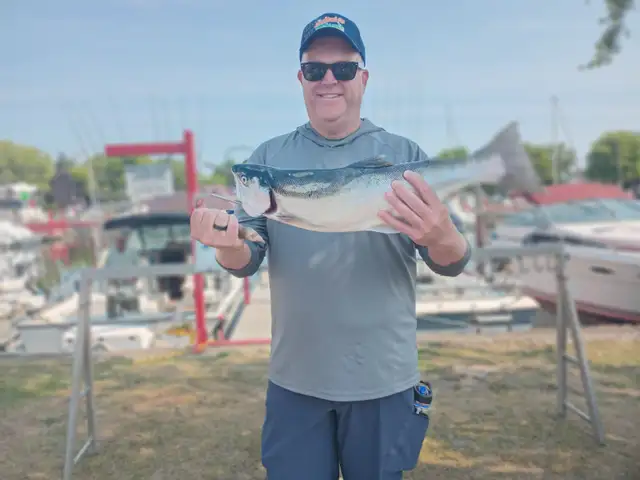 LAKE ERIE FISHING CHARTERS - Photo 9