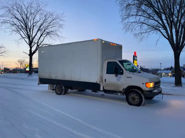 2002 ford e350 cube van / cube truck