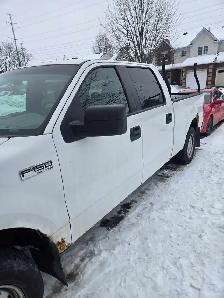 Ford F150 XLT 4D Crew Cab 2008